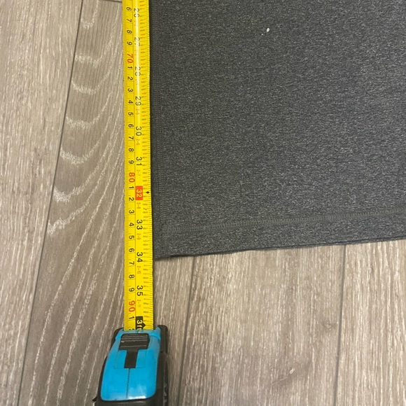 Lululemon pants 10 tall - Picture 3 of 3